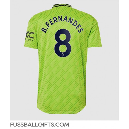 Manchester United Bruno Fernandes #8 Fußballbekleidung 3rd trikot 2022-23 Kurzarm